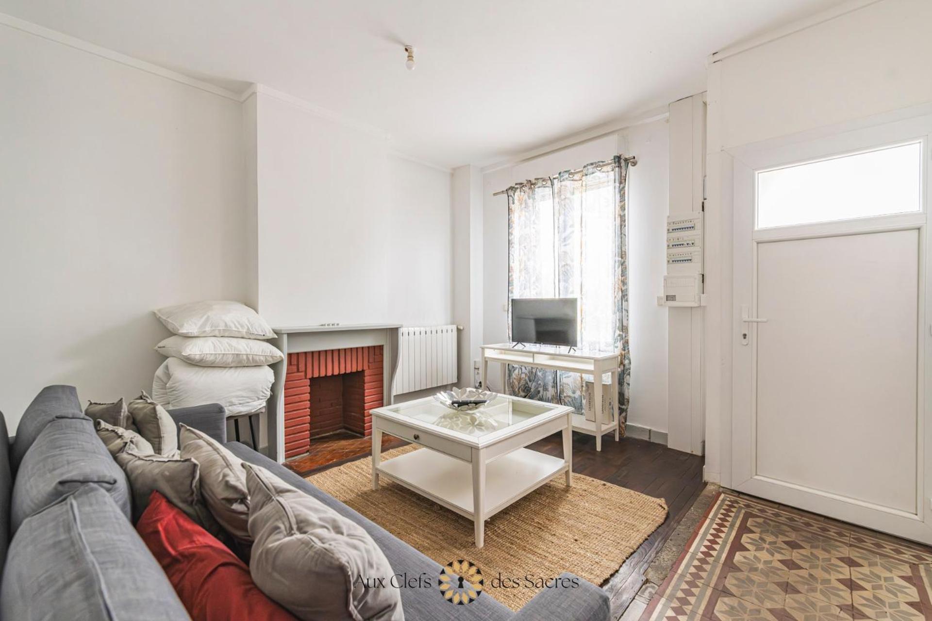 Maison De Ville Avec Cour Place Luton 랭스 외부 사진